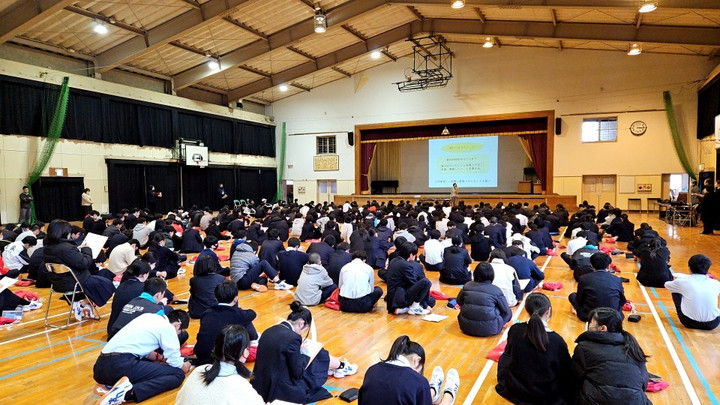 1705644987922_copy_960x540